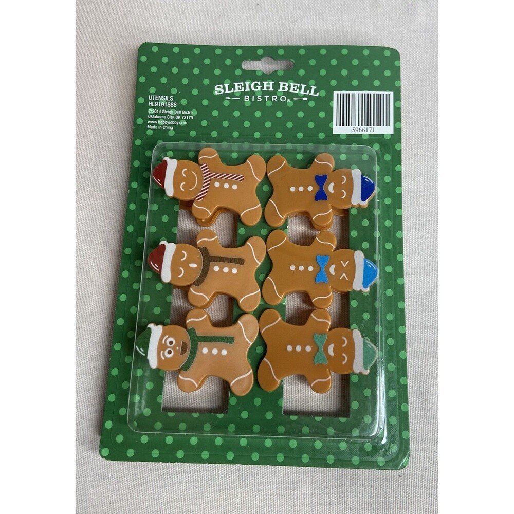 Christmas Tree Bag Clips By Sleigh Bell Bistro 6 Pieces. Gingerbread Shaped. - Picture 2 of 2